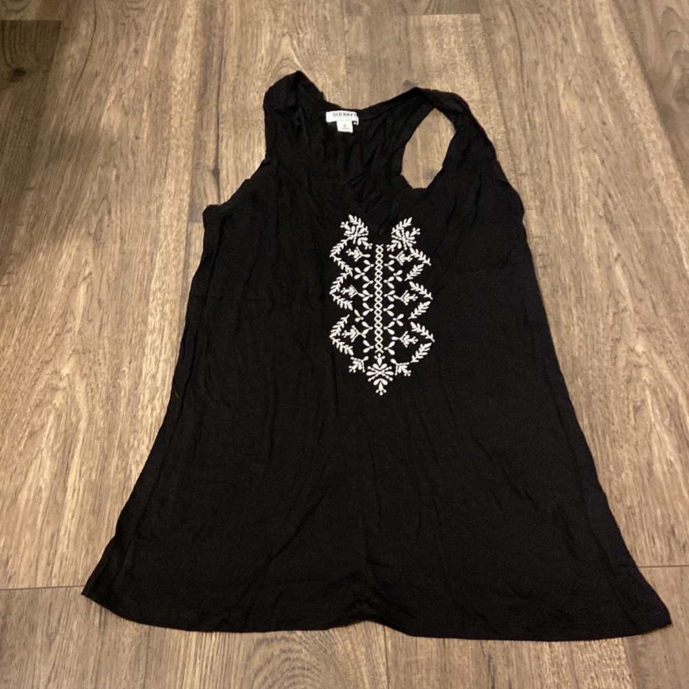 Embroidered sleeveless tank